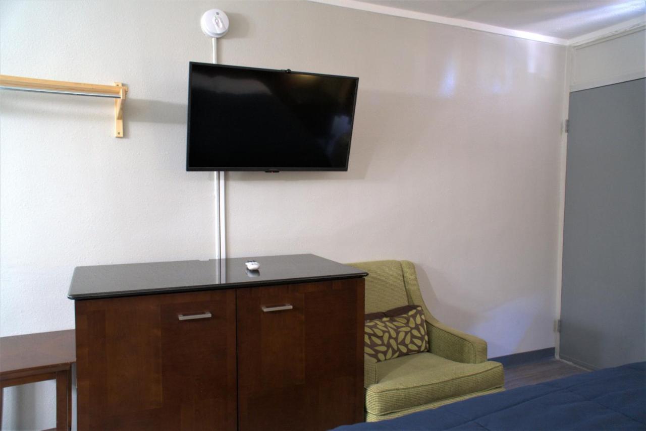دافني Eastern Shore Motel المظهر الخارجي الصورة