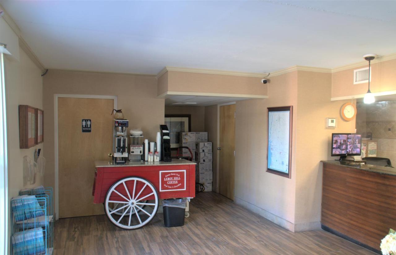دافني Eastern Shore Motel المظهر الخارجي الصورة